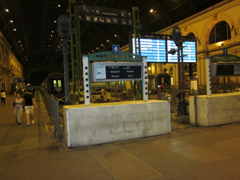 budapest-belgrade-train-station