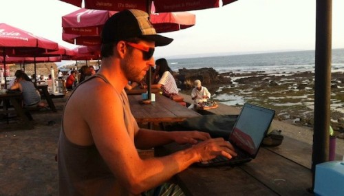 bali-working-spartantraveler