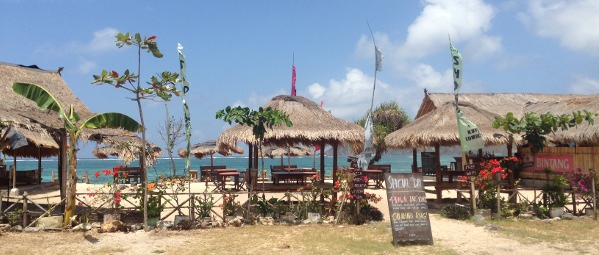 kuta lombok beach bar